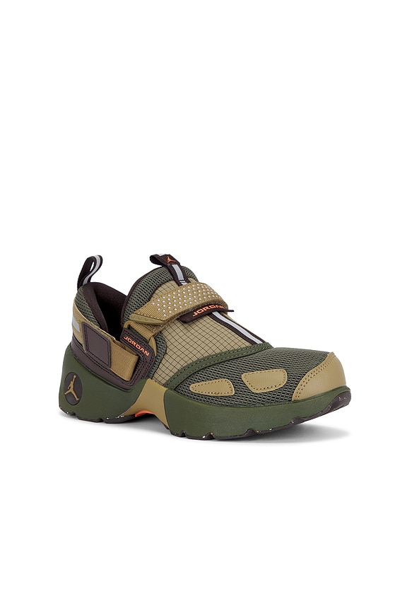 view 2 of 6 ZAPATILLA DEPORTIVA TRUNNER LX in Brown Kelp, Wild Mango & Cargo Khaki