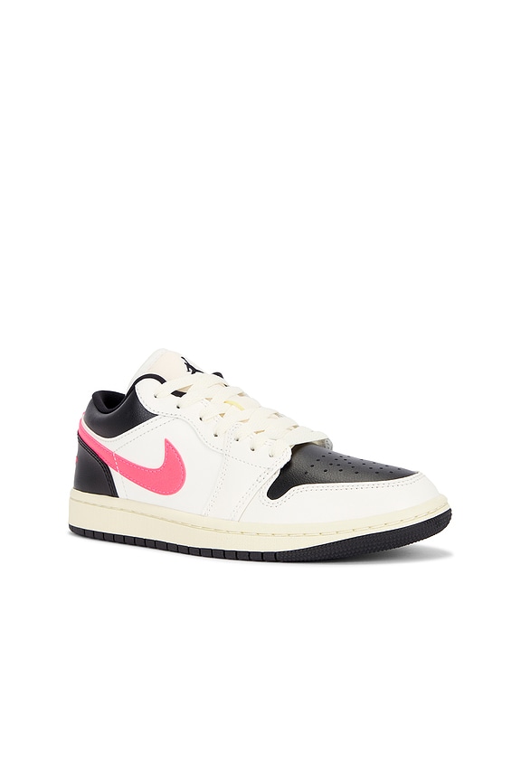 view 2 of 6 ZAPATILLA DEPORTIVA AIR JORDAN 1 LOW in Pale Ivory, Racer Pink, Black & Muslin