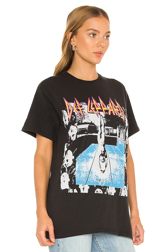 view 2 of 4 CAMISETA DEF LEPPARD HIGH 'N' DRY in Black
