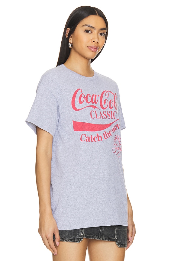 view 2 of 5 CATCH THE WAVE Tシャツ in Sport Grey