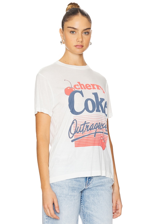 view 2 of 4 ФУТБОЛКА CHERRY COKE OUTRAGEOUS in Vintage White