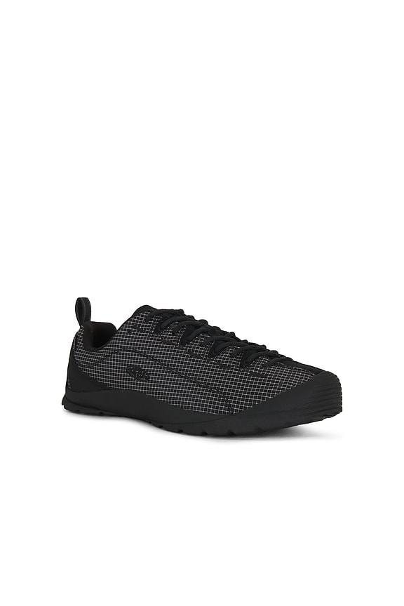 view 2 of 7 Jasper Nylon WP in Black & Black