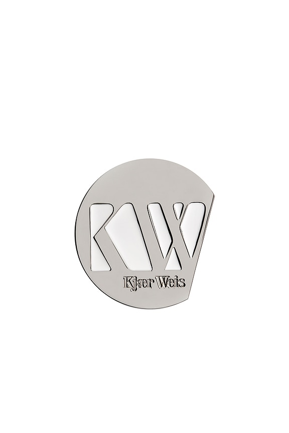 view 2 of 3 Powder Compact in 