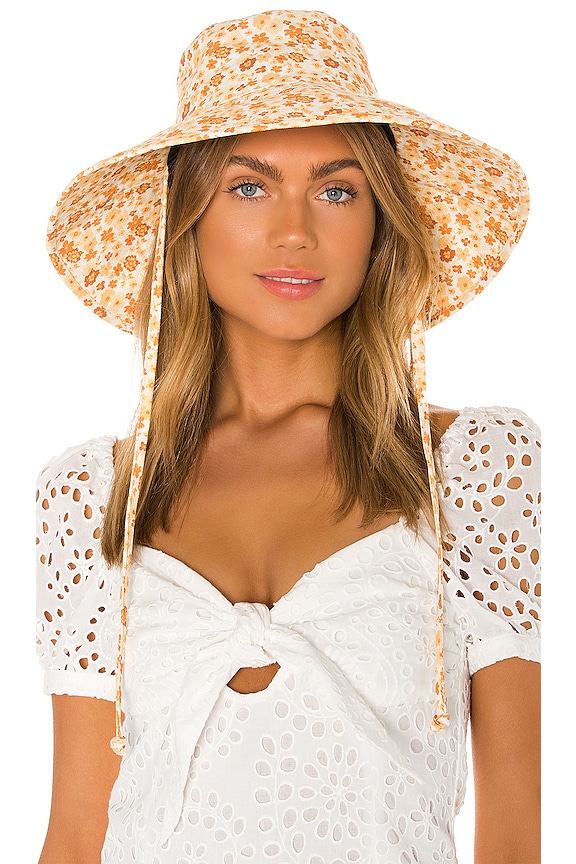 view 1 of 3 CHAPEAU HOLIDAY in Peach