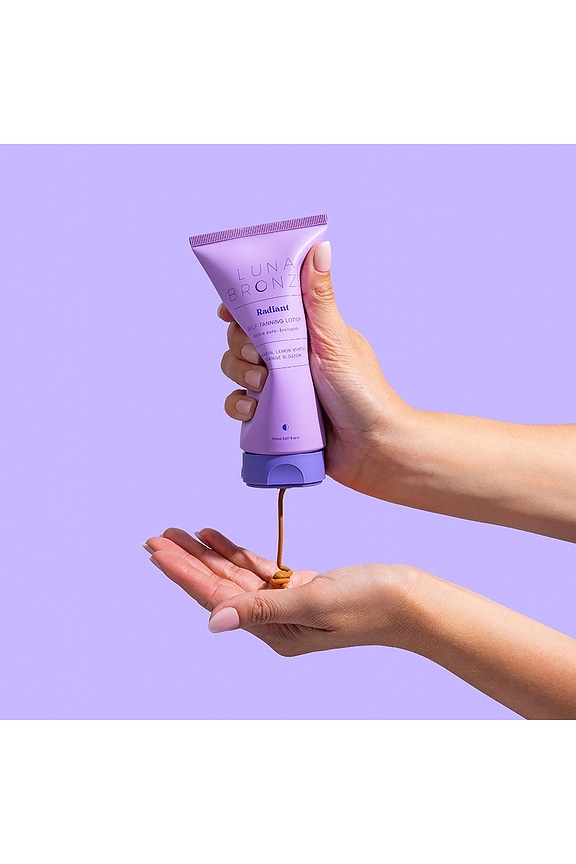 view 2 of 4 AUTOBRONZEADOR RADIANT SELF-TANNING LOTION in 