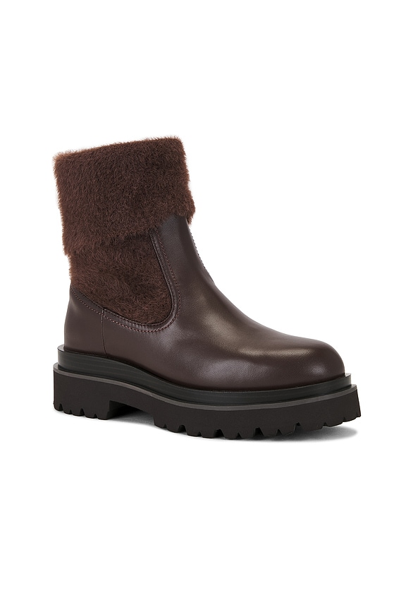 view 2 of 5 ANKLE ブーツ in Marr?n