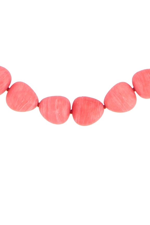 view 2 of 3 COLLAR GARGANTILLA BAROQUE in Coral