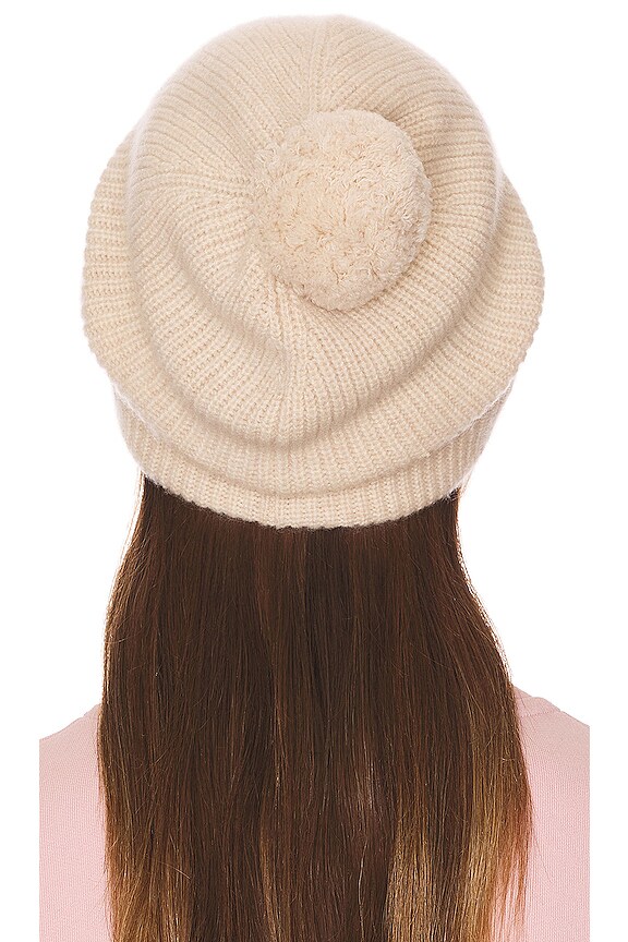 view 2 of 3 ORAH 비니 in Wheat