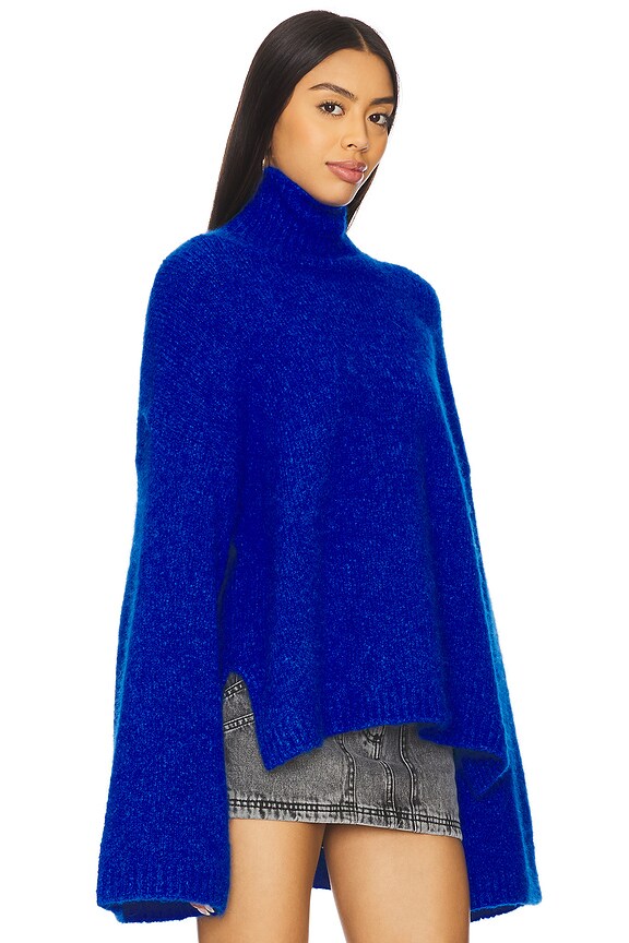 view 2 of 4 스웨터 in Electric Blue