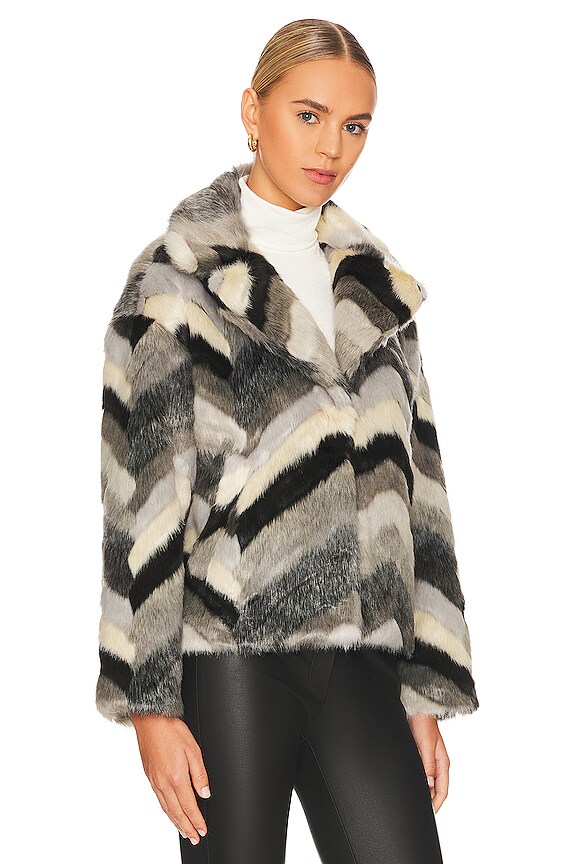 view 2 of 4 AFTER SHOW 자켓 in Trifecta Faux Fur