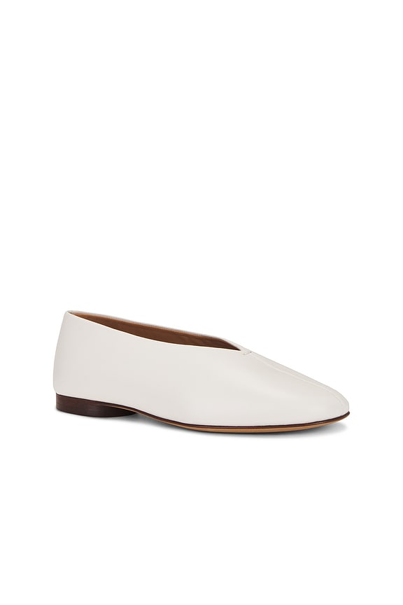 view 2 of 5 Glove Flat in Bianca