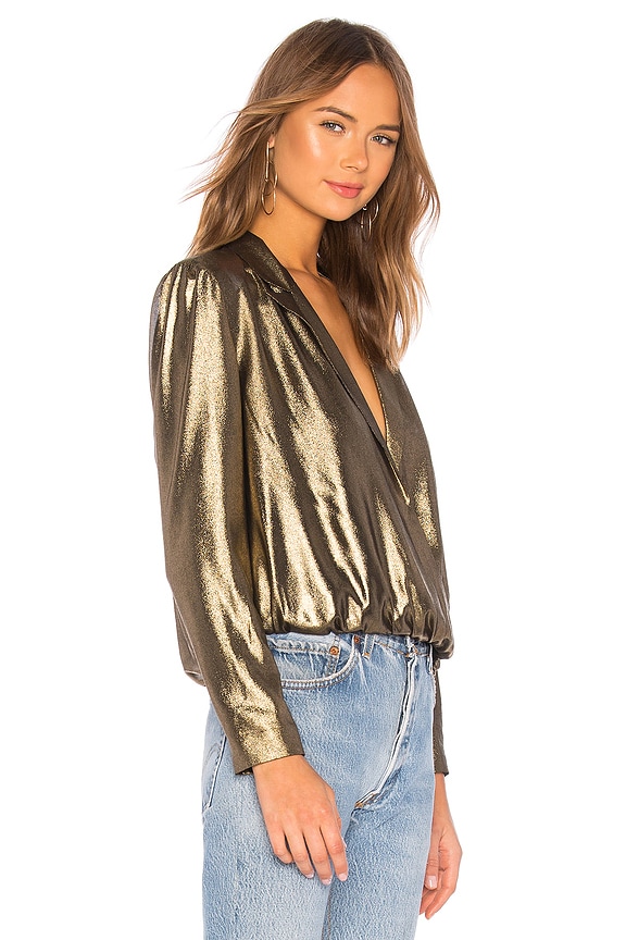 view 2 of 4 トップ in Gold