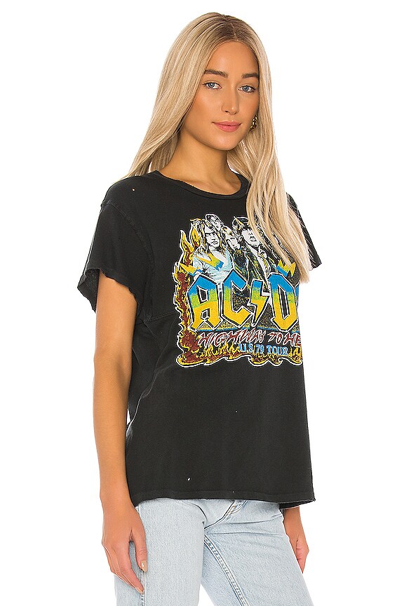 view 2 of 4 ACDC BACK IN BLACK 티셔츠 in Black Fade