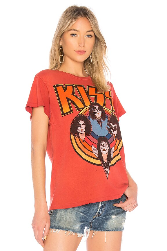 view 2 of 4 バンドTシャツ in Red