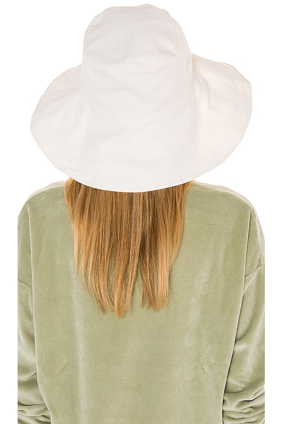 view 2 of 3 PANDA ハット in Bone