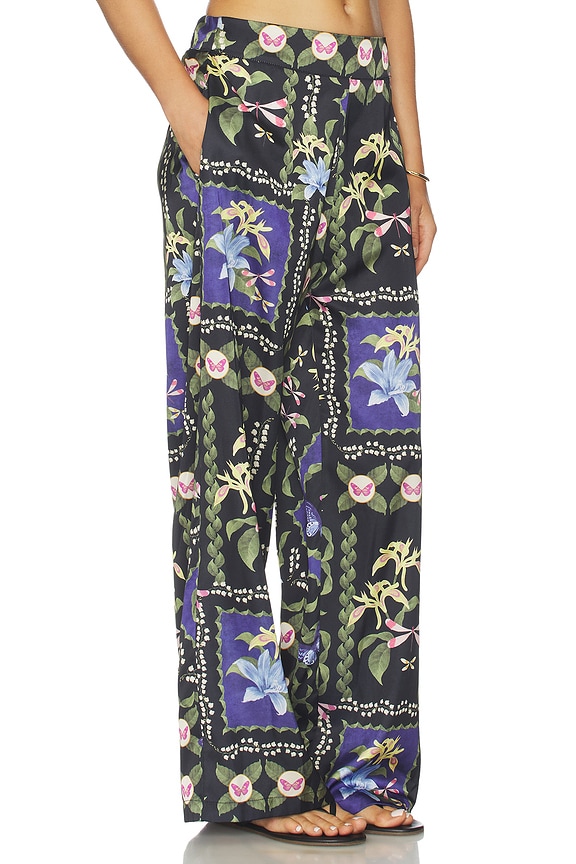 view 2 of 6 IZZIE パンツ in Patchwork Butterfly