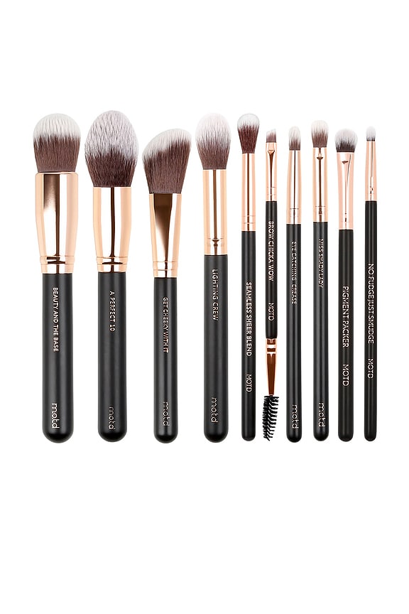 view 2 of 2 Statement Look Essential Makeup Brush Set in 