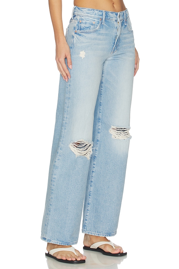 view 2 of 6 The Mid Rise Maven Sneak Jeans in Reelin' It In