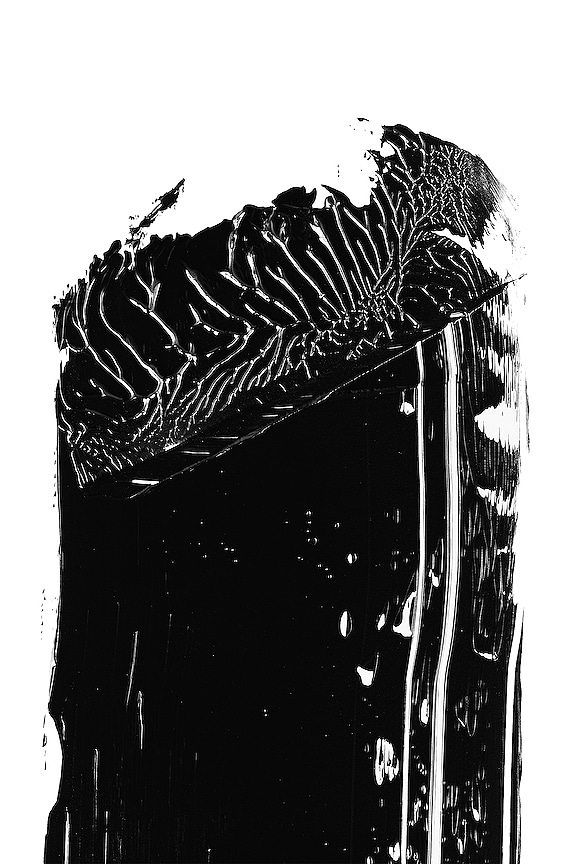 view 2 of 4 Precision Mascara in Obsidian