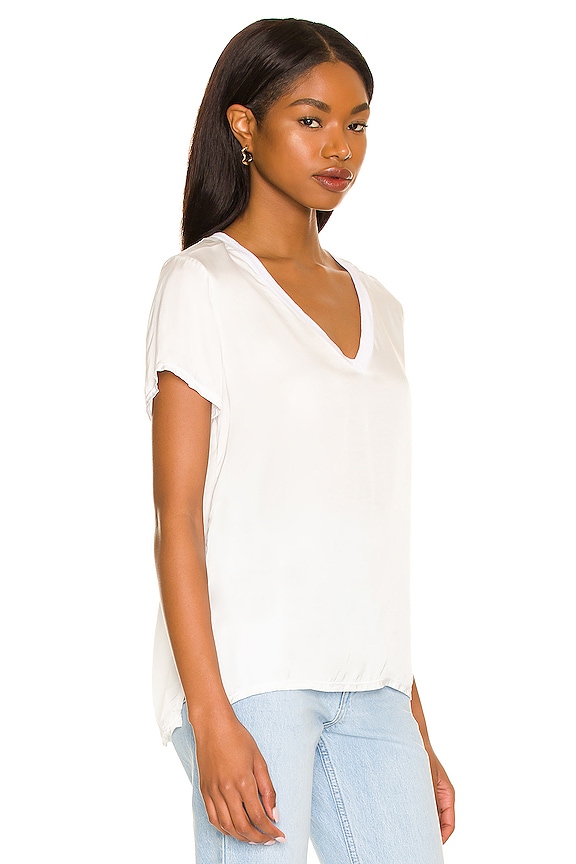 view 2 of 4 TOP ENCOLURE V JUNE in White