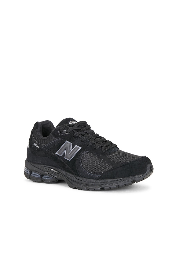 view 2 of 6 ZAPATILLA DEPORTIVA 2002 in Black Metallic & Black