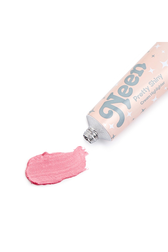 view 2 of 6 ILLUMINATEUR PRETTY SHINY CREAM HIGHLIGHTER in Luna