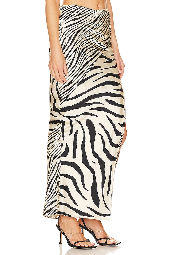 view 2 of 4 FALDA ASIMÉTRICA CON CAPUCHA KORA in Toledo Black