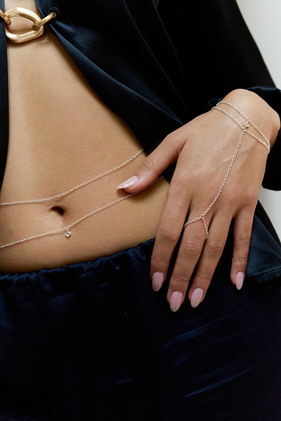 view 2 of 3 CHAÎNE DE MAIN in Gold