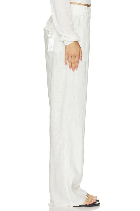 view 2 of 6 PANTALÓN CON TRABILLAS THE DOVE  in White