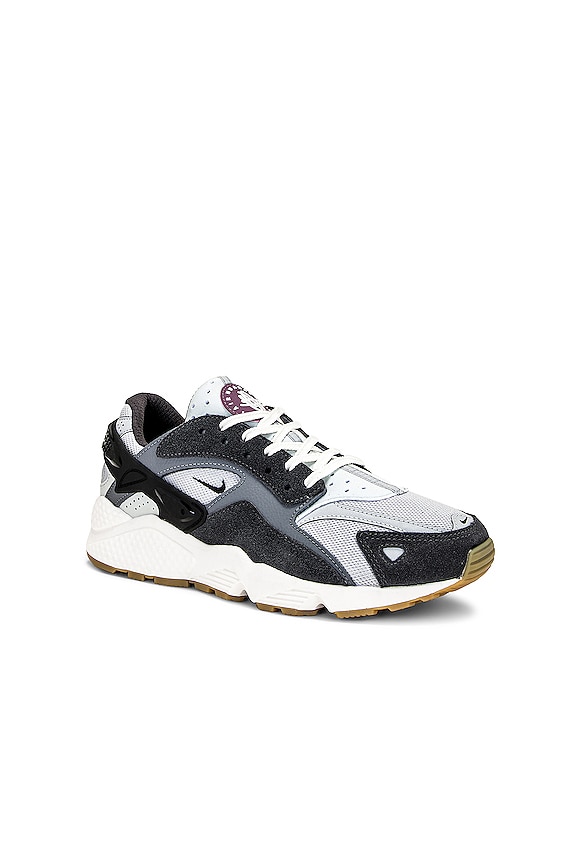 view 2 of 6 ZAPATILLA DEPORTIVA HUARACHE in Light Smoke Grey, Black, & Light Silver