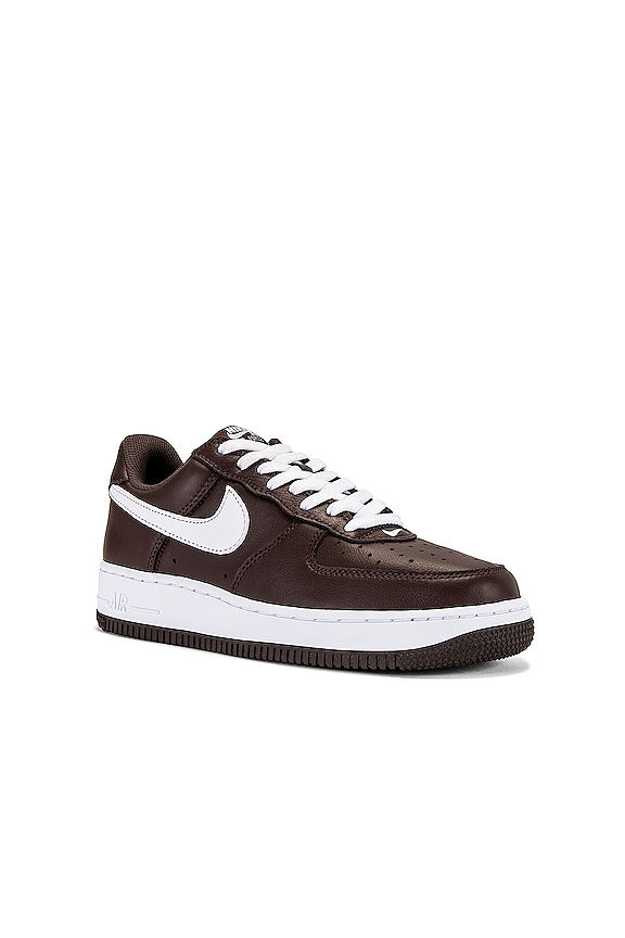 view 2 of 6 AIR FORCE 1 스니커즈 in Chocolate & White