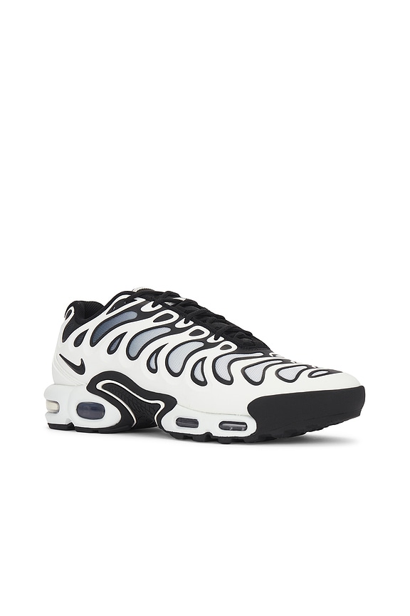 view 2 of 6 ZAPATILLA DEPORTIVA AIR MAX PLUS in White, Black & Metallic Silver