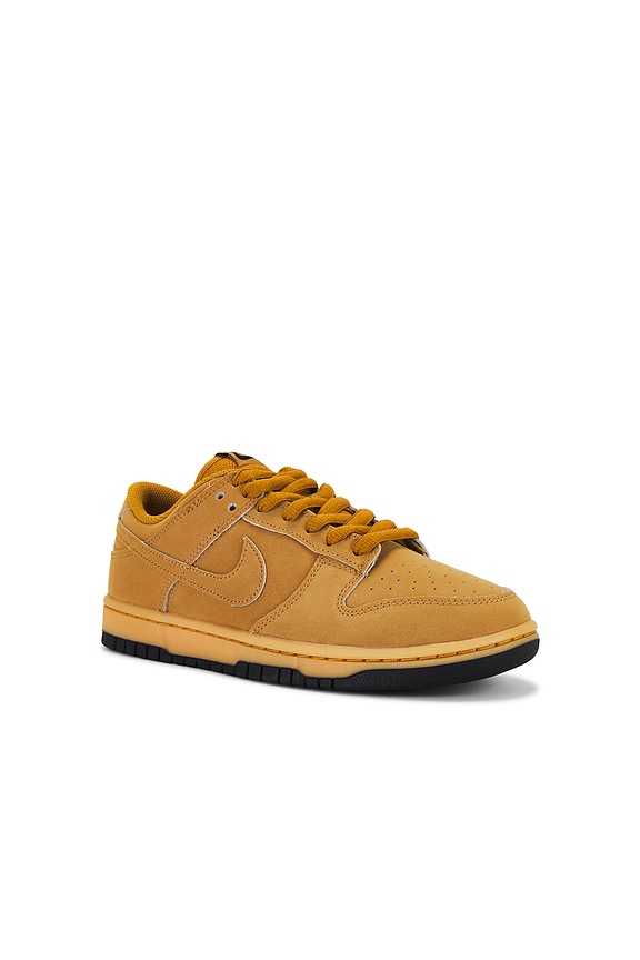 view 2 of 7 DUNK スニーカー in Wheat, Gum Yellow, & Black