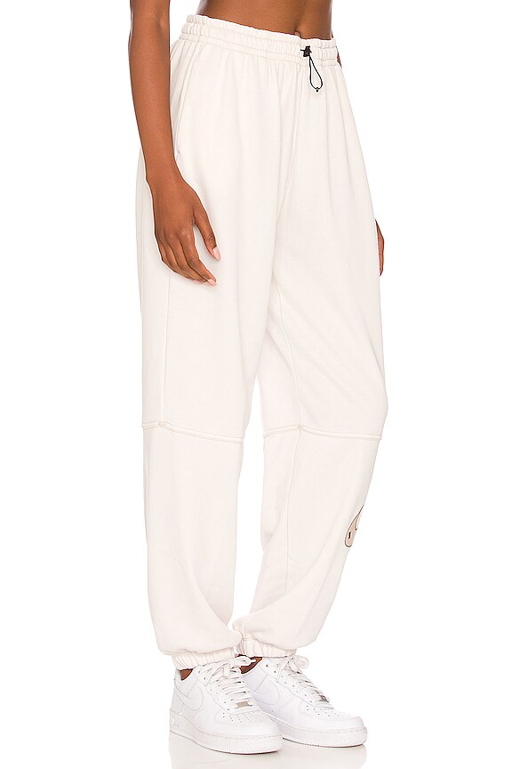 view 2 of 5 Fleece Jogger in Phantom & Black