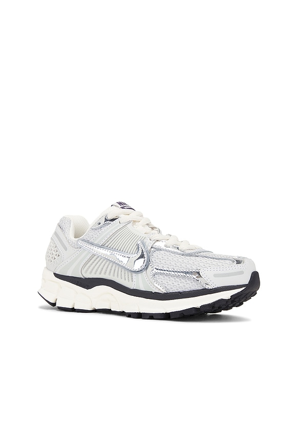 view 2 of 6 Zoom Vomero 5 Sneaker in Photon Dust, Chrome, Gridiron, & Sail