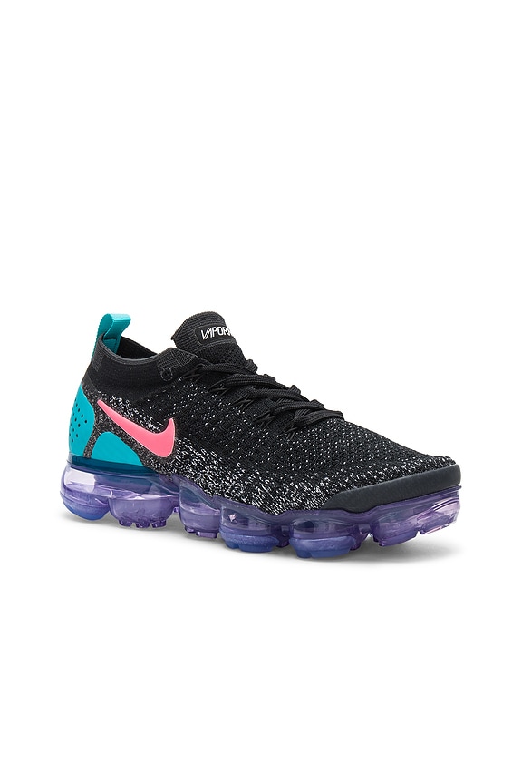 view 2 of 6 ZAPATILLA DEPORTIVA AIR VAPORMAX FK 2 in Black, Hot Punch & White