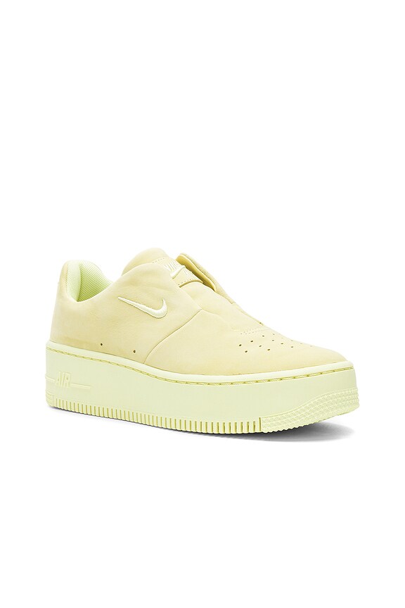 view 2 of 6 ZAPATILLA DEPORTIVA AF1 SAGE in Luminous Green