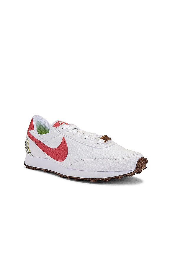 view 2 of 7 ZAPATILLA DEPORTIVA DAY BREAK in White, Light Sienna, & Sail