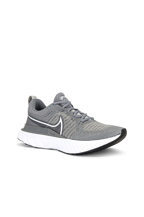 view 2 of 6 ZAPATILLA DEPORTIVA REACT INFINITY RUN FLYKNIT 2 in Particle Grey, White, Grey Fog, & Black
