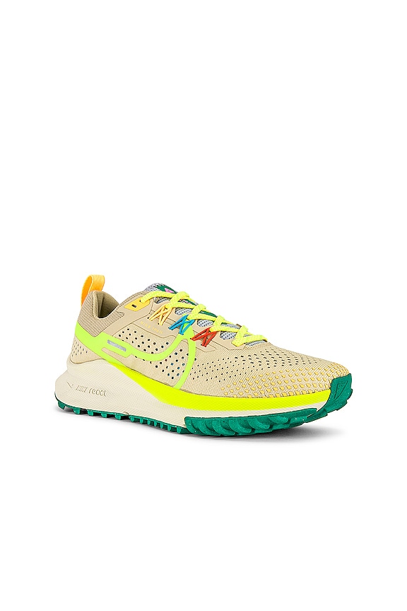 view 2 of 6 CHAUSSURES PEGASUS in Team Gold, Volt, Baltic Blue, & Stadium Green