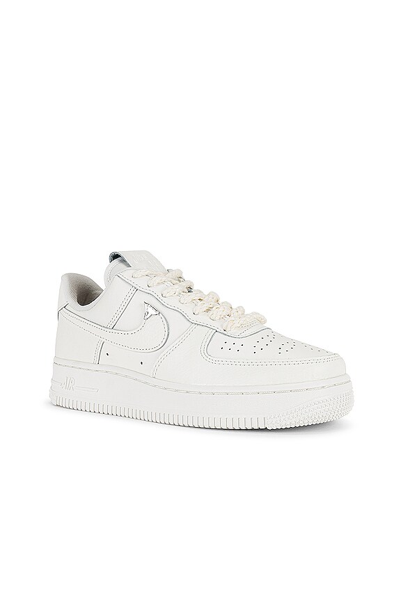 view 2 of 6 ZAPATILLA DEPORTIVA AIR FORCE 1 '07 LV8 in Sail, Sail, Metallic Silver, & Tawny