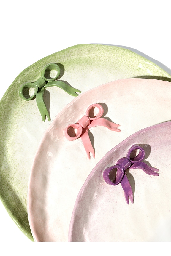 view 2 of 3 ПЛАСТИНА BOWKNOT DINNER PLATE in Blush Pink