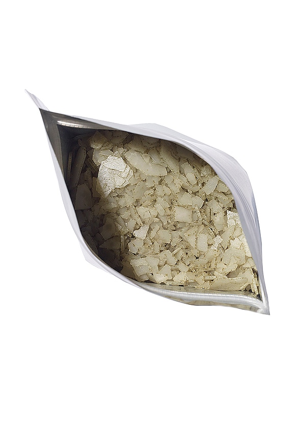 view 2 of 3 Fortifying 60mg CBD Magnesium Soak in 