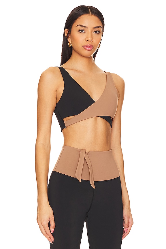 view 2 of 4 SUJETADOR DEPORTE ALICANTE in Biscotti