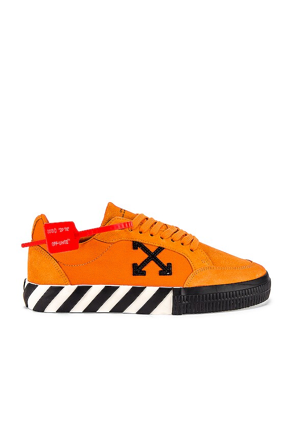 view 2 of 6 ZAPATILLA DEPORTIVA LOW VULCANIZED in Orange & Black