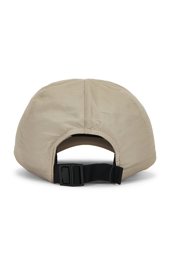 view 2 of 3 On Cap in Brume