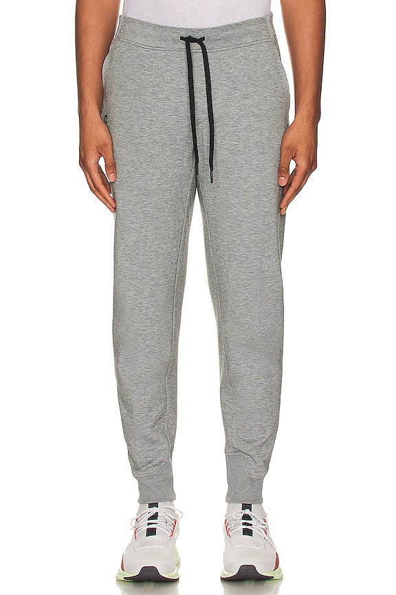 On Sweat Pants in Grey | REVOLVE