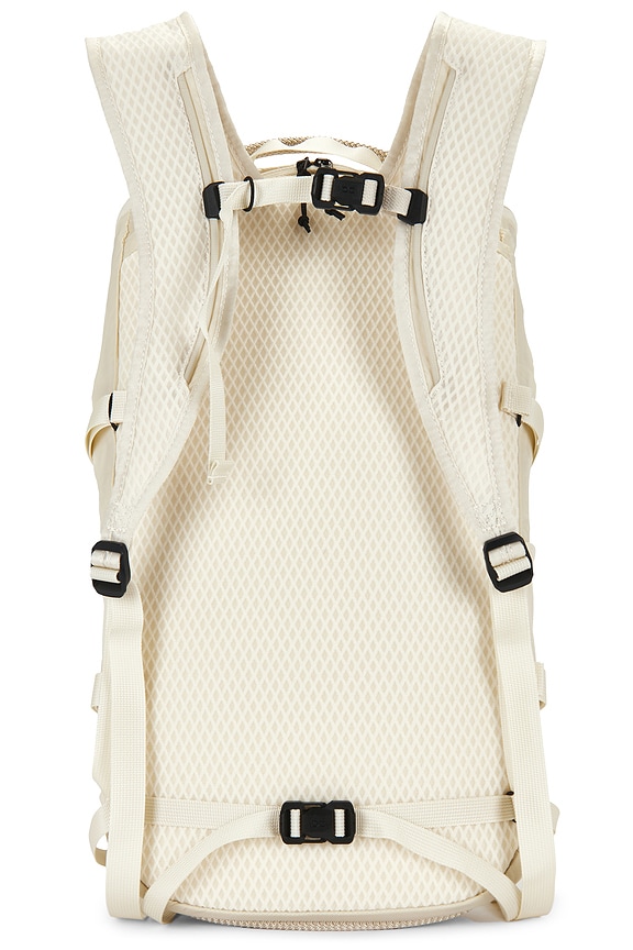 view 2 of 6 Speed Pack 18L Lite in Cream