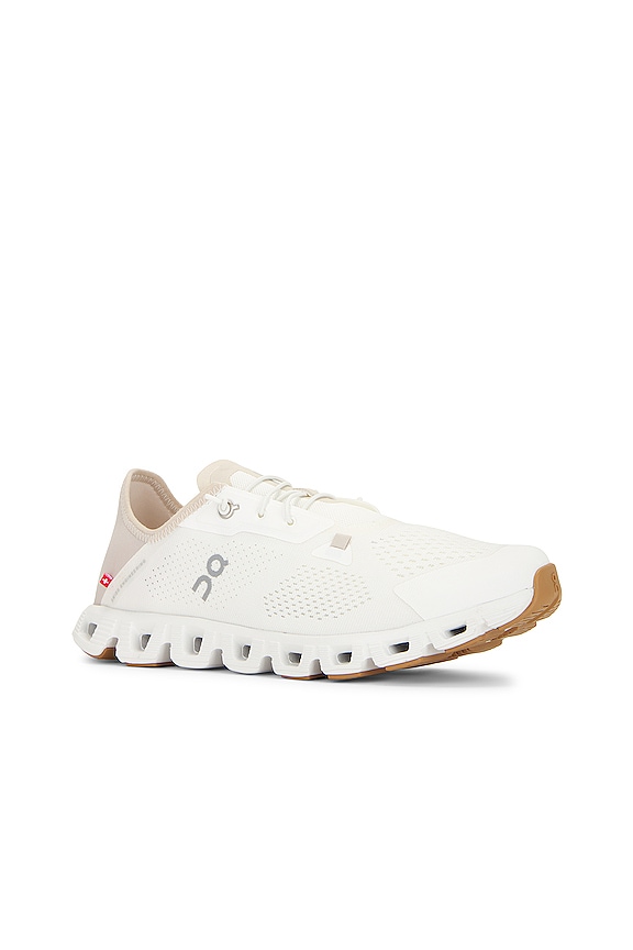 view 2 of 6 ZAPATILLA DEPORTIVA CLOUD 5 in Undyed-white & Pearl