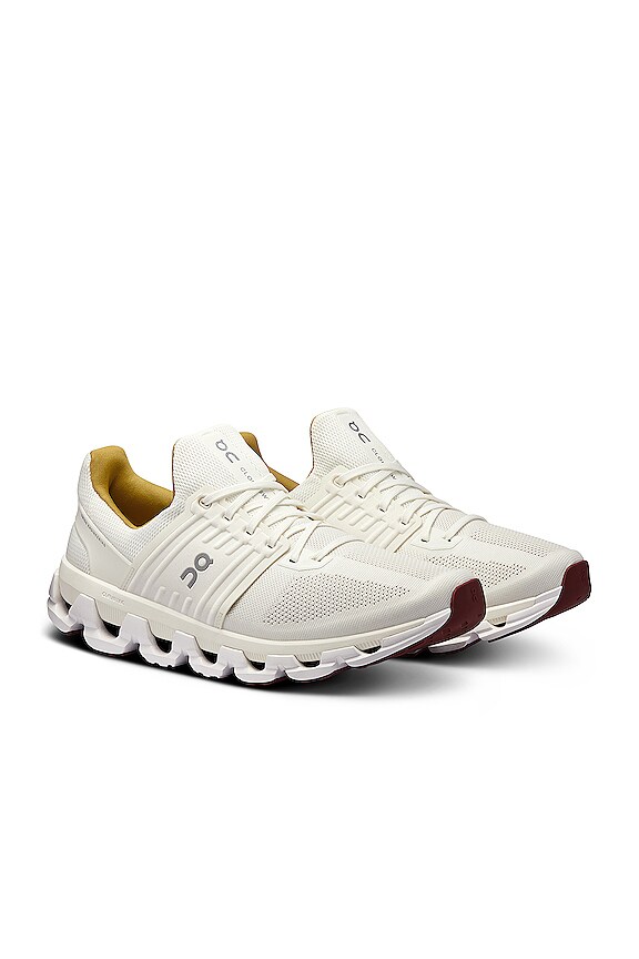 view 2 of 4 ZAPATILLA DEPORTIVA CLOUDSWIFT in Undyed-white | Ivory